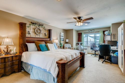 5897 Pagosa Way, Aurora CO 80011-4931 exterior