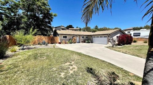 654 Borden Rd, San Marcos, CA 92069-1907