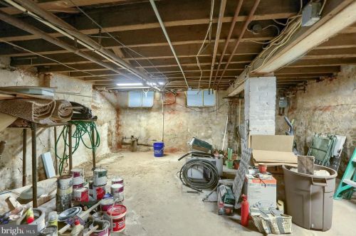 150 Walnut St, Lancaster PA  17602-5041 exterior