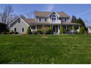 6 Church Cove Rd, Bristol, RI 02809-5101