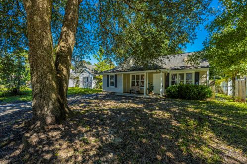 105 Robert Dr, Ladson, SC 29456-4893