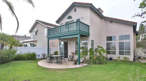 959 Firefly Dr, Anaheim, CA 92808-1504