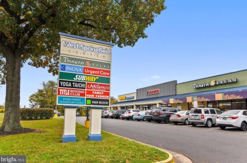 9270 Sprucewood Rd, Springfield VA  22015-3559 exterior