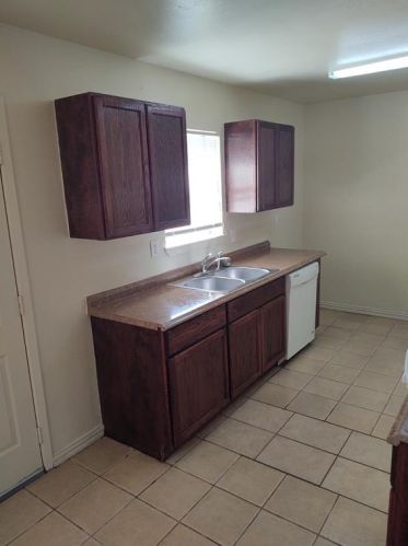 315 Halifax Ct, Cedar Hill, TX 75104-2724