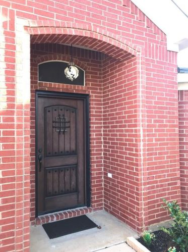 1825 Kingsbrook Trl, Fort Worth TX  76120-5073 exterior