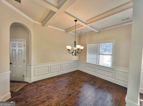 2228 Golden Eagle Dr, Locust Grove, GA 30248-2587