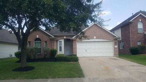 2126 Chelsea Vale Dr, Fresno, TX 77545-7099