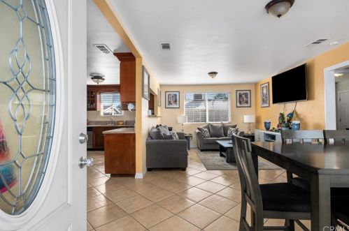 4106 Madrona Rd, Riverside CA  92504-2919 exterior