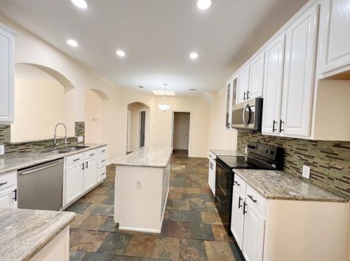 8409 Catskill Ct, Plano TX  75025-4212 exterior