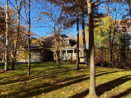 1525 Evergreen Dr, Scanlon MN  55720-8510 exterior