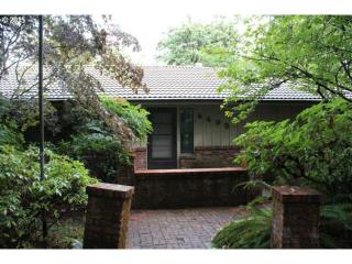 4495 Aldercrest Rd, Portland OR  97222-4708 exterior