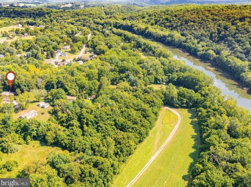 551 Macbeth Dr, Charles Town, WV 25414-4552