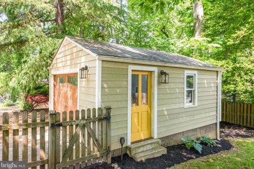 8018 Maple Ave, Silver Spring MD 20912-6317 exterior