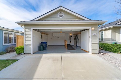 350 Quail Smt, Lake Nacimiento, CA 93446-4021