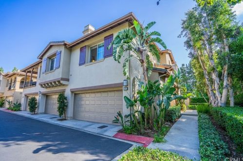 72 Salton, Irvine CA  92602-2425 exterior