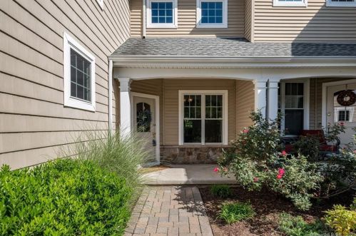 52 Bradford Walk, Farmington, CT 06032-4531