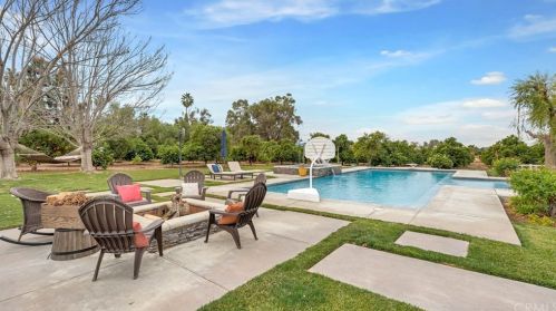 1862 Bradley St, Riverside CA 92504-5435 exterior