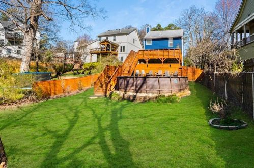 1786 Marietta Rd, Atlanta GA  30318-2717 exterior