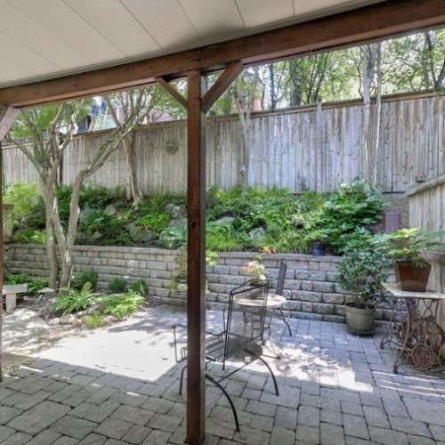 1174 Brookhaven Woods Ct, Atlanta GA  30319-3880 exterior