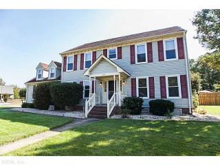 321 Barcelona Dr, Chesapeake, VA 23322-8014