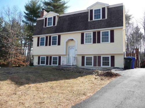 25 Holstein Ave, Londonderry, NH 03053-3900