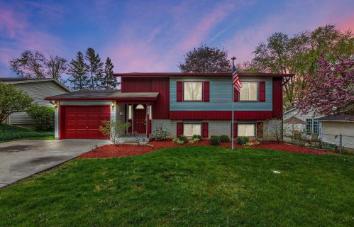 625 Nolan Ave, Glendale Heights, IL 60139-2911
