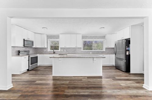 1406 Angus Trl, Marietta, GA 30008-6805