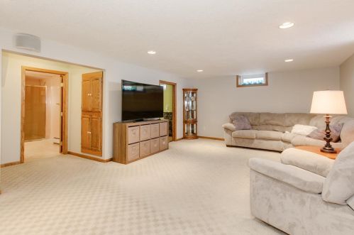 2132 County Rd F, Saint Paul MN  55110-3801 exterior