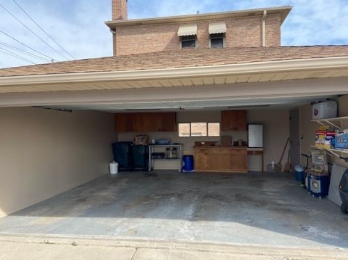 7451 Seward St, Niles IL  60714-2949 exterior