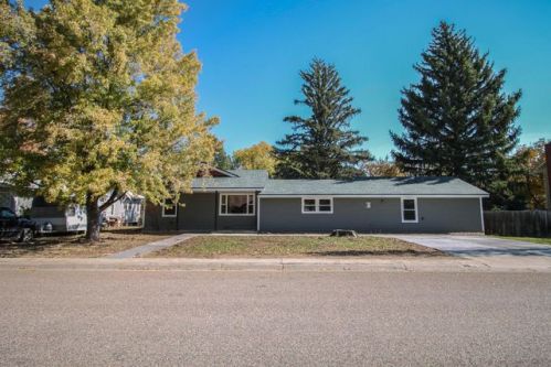 667 Pershing St, Craig, CO 81625-3007