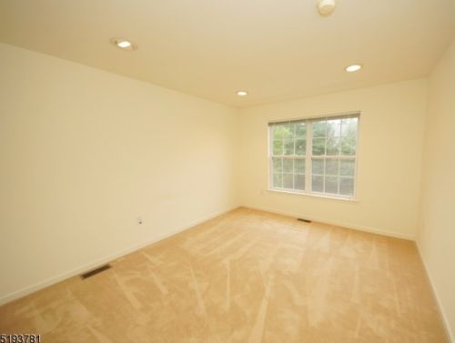 146 Jackson Ave, Princeton NJ  08540-1675 exterior