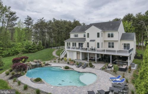 1605 Braid Hills Dr, Riviera Beach, MD 21122-3533