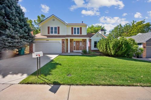 15896 Gunnison Pl, Denver, CO 80017-4040