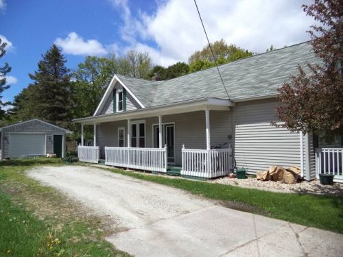 418 11th St, Ormonde, IL 61462-2457