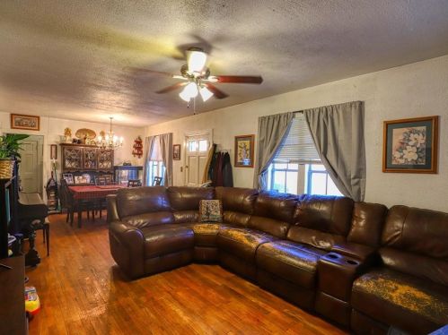 312 6 St, Irving TX  75060-4031 exterior