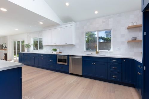 5812 Carbeck Dr, Huntington Beach CA  92648-1009 exterior