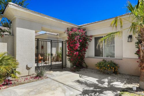 64 Victor Hugo Rd, Rancho Mirage, CA 92270-2717
