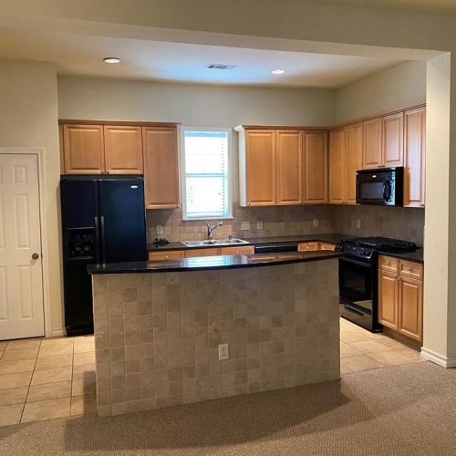 6069 Portrush Dr, Fort Worth, TX 76116-5893