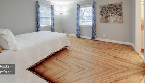 6401 Whippany Way, Springfield VA  22015-3428 exterior