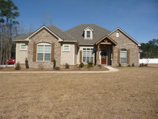 5330 Forest Glen Cir, Valdosta, GA 31602-5028
