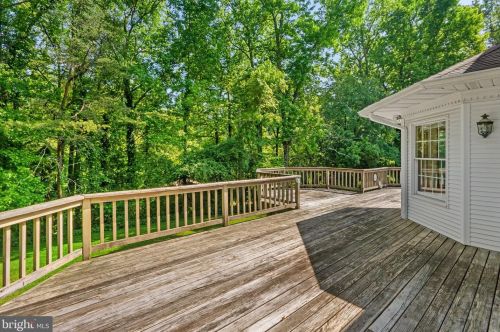 738 Sharpsburg Dr, Davidsonville MD 21035-1927 exterior