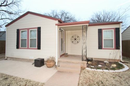 417 Larkin St, Abilene, TX 79605-1804