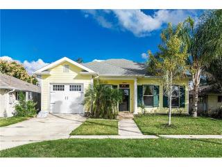3809 Lk Villa Dr, Metairie LA  70002-3065 exterior