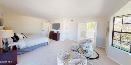 2007 Rhoda St, Simi Valley CA 93065-3539 exterior