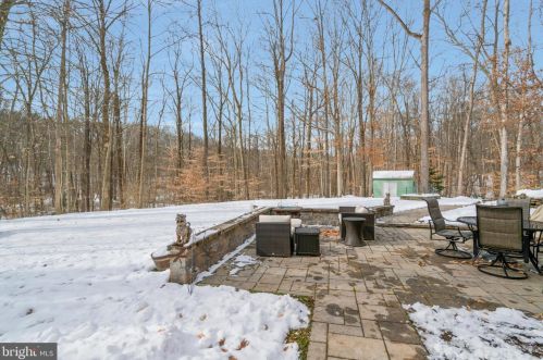 7619 Highland St, Springfield VA  22150-3934 exterior