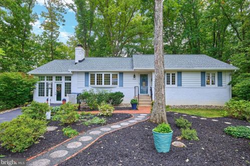 4705 Hillbrook Dr, Annandale, VA 22003-5923