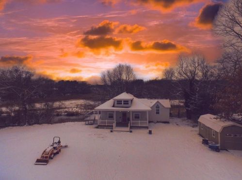 11 Heights Ave, Warwick, RI 02889-4609