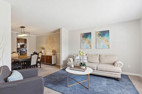 5721 Colonnade Dr, Rex, GA 30273-5019