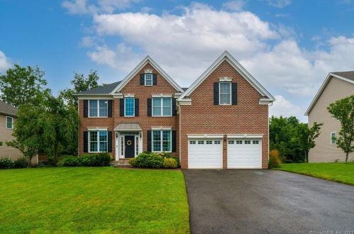 43 Twin Pines Dr, Wallingford, CT 06492-6020