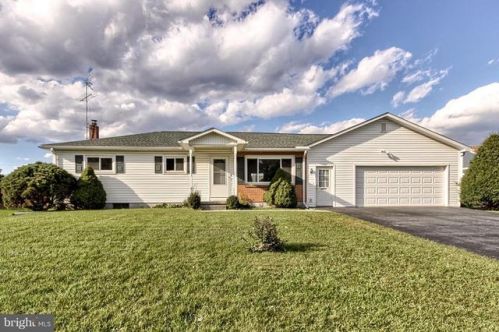 1503 Shirley Ave, Carlisle, PA 17013-9370